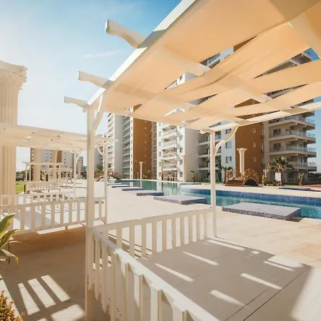 Luxury One Bedroom In Caesar & Spa, Long Beach *