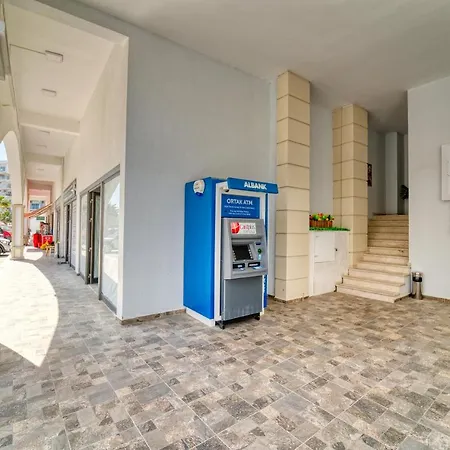 Luxury One Bedroom In Caesar & Spa, Long Beach