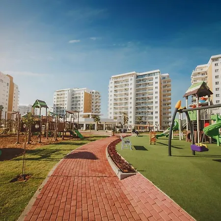 Luxury One Bedroom In Caesar & Spa, Long Beach Apartment Perivolia tou Trikomou