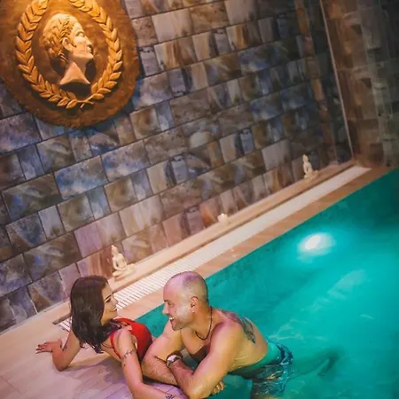 Luxury One Bedroom In Caesar & Spa, Long Beach アパート Perivolia tou Trikomou